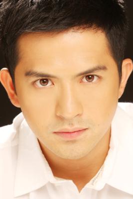 фото Дэннис Трильо