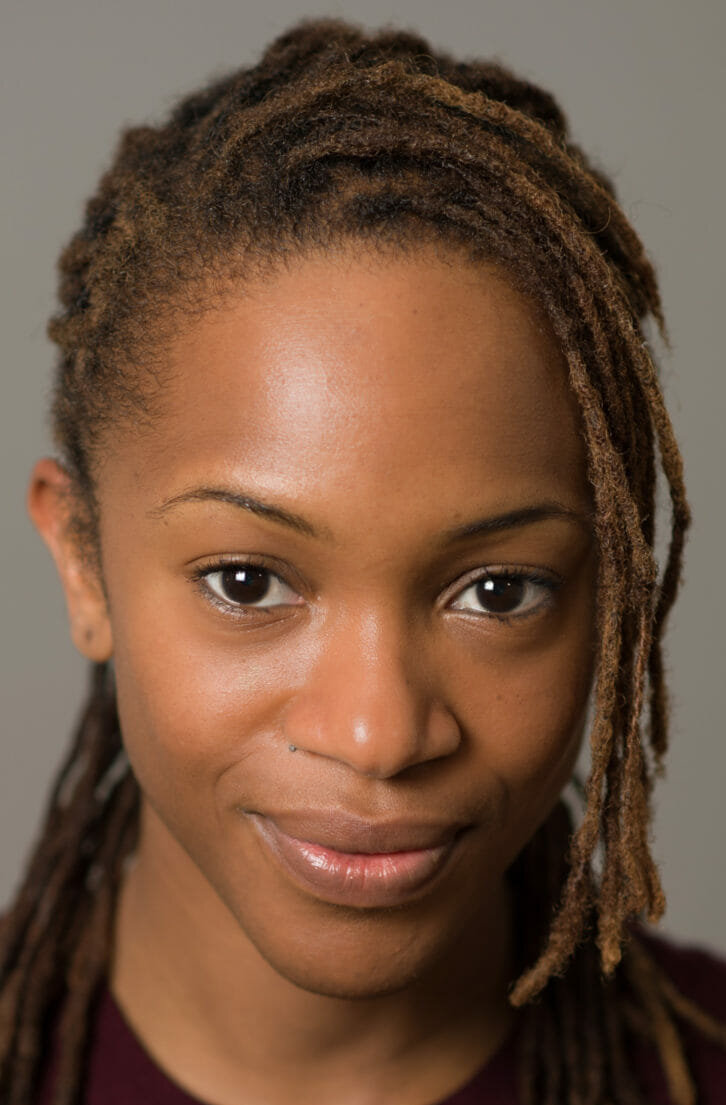 фото Этошеия Хилтон