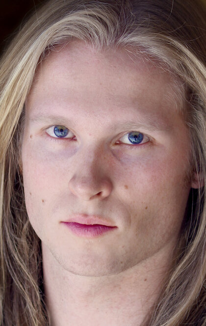 фото Аарон Гробен