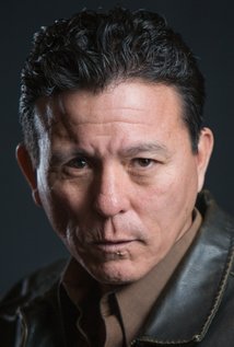 фото Дерек Аннансиэйшн