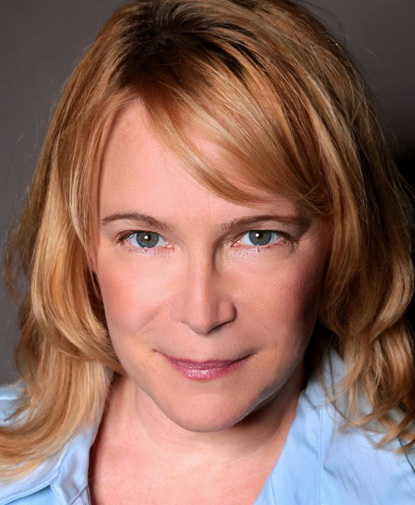 фото Амелия Кэмпбелл