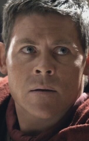 фото Пол Гловер