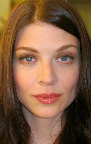 фото Эмбер Бенсон