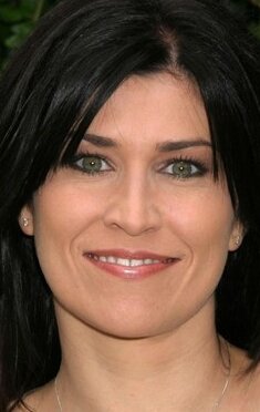 фото Нэнси МакКеон