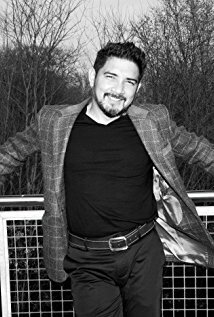 фото Субарна Тхапа