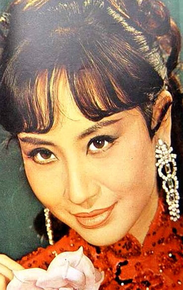 фото Шэнь И