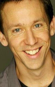 фото Майкл Нафтон