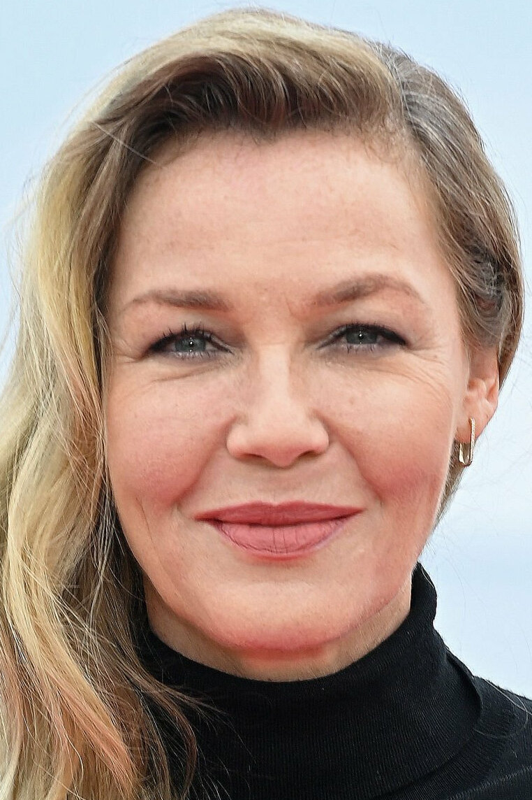 фото Конни Нильсен