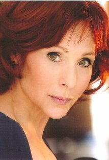 фото Сисси Кэмерон