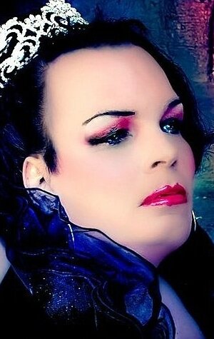 фото Гаддесс Банни