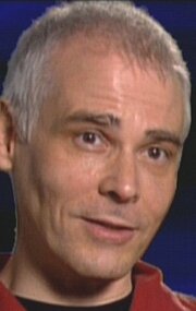 фото Гарфилд Ривз-Стивенс