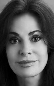 фото Сэлли Декстер