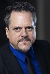 фото Майкл Брунет