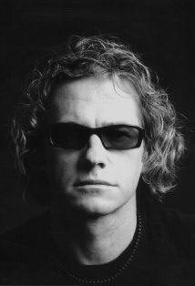 фото Аарон Стивенсон