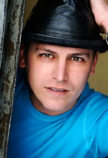 фото Крис Финч