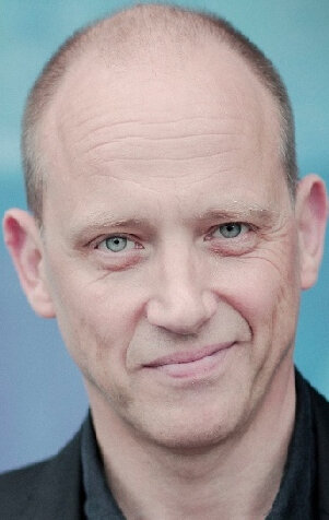 фото Самуэль Фрёлер