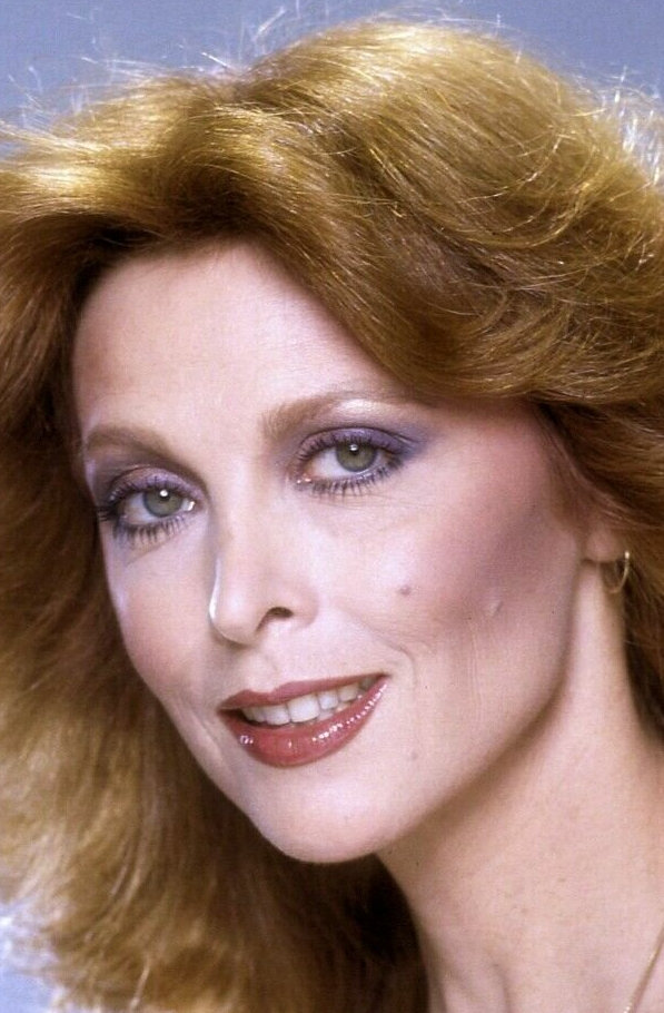 фото Тина Луиз