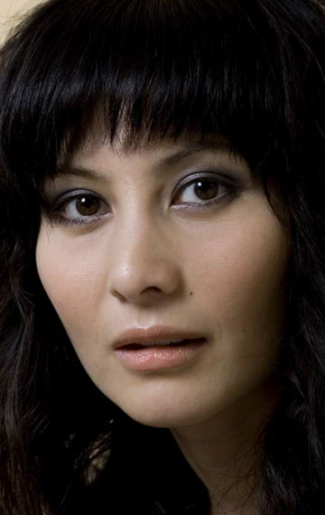 фото Джози Хо