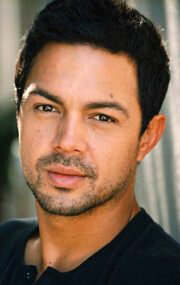 фото Кеннет Колом