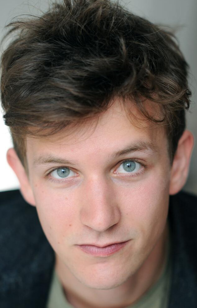 фото Пьер Мур