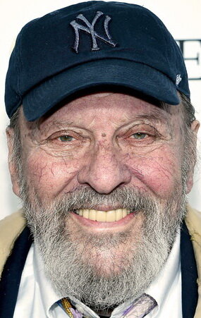 фото Чак Лоу