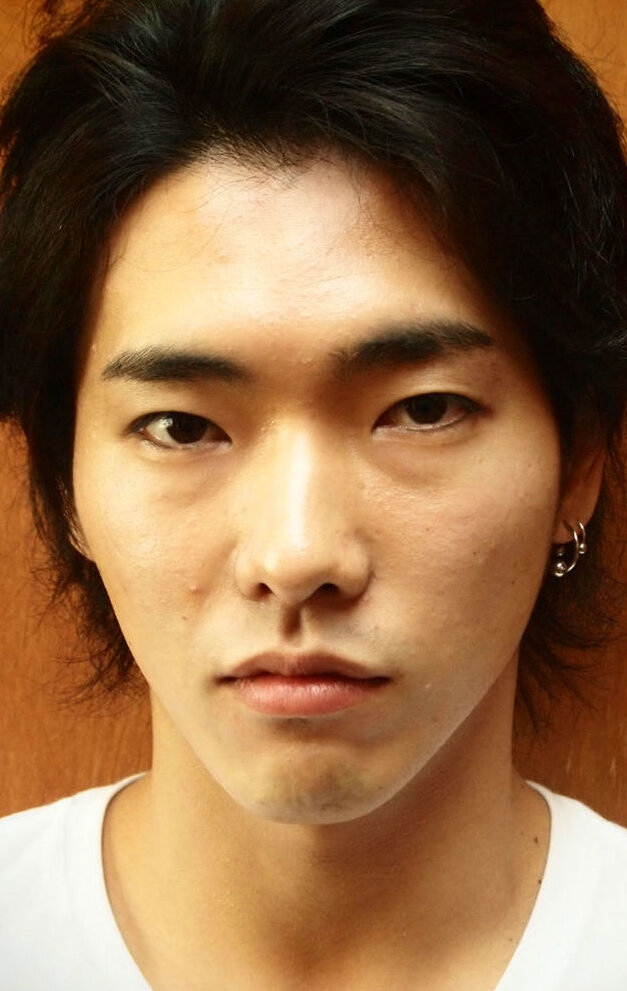 фото Тасуку Эмото