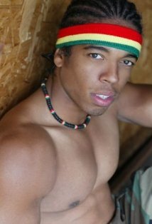 фото Томми Делтон