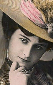 фото Мари-Луиза Дерваль