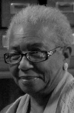 фото Вивиан Смоллвуд