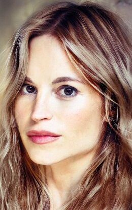 фото Катрин Де Кандоул