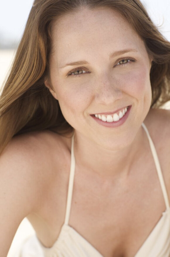 фото Ио Боттомс