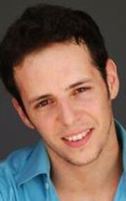 фото Юваль Раз