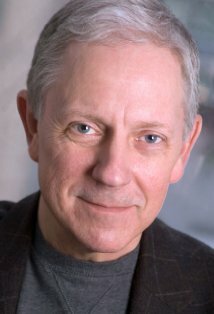 фото Дэвис Холл