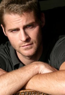 фото Нэйтан Марлоу