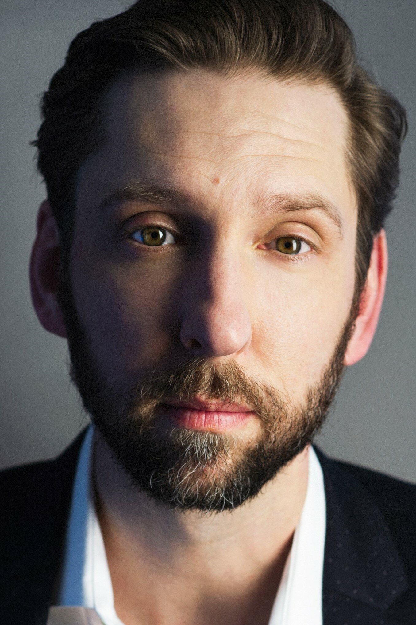 фото Джоэль Мур