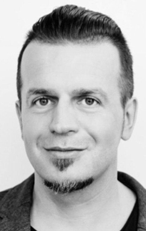 фото Марчин Врона