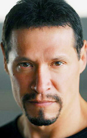 фото Кен Морено