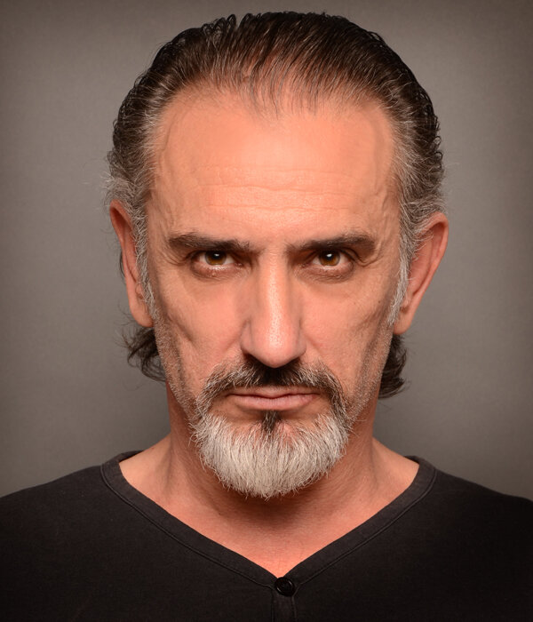 фото Хулио Велес