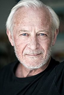 фото Мэттью Бертон