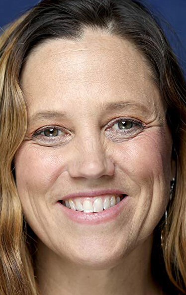 фото Хайди Юинг