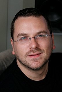 фото Аарон Саймондс