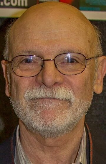 фото Деннис Паоли