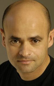 фото Хьюго Перез