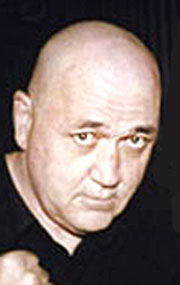 фото Мэка Фоли