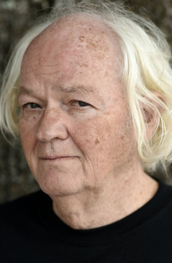 фото Лу Кастель