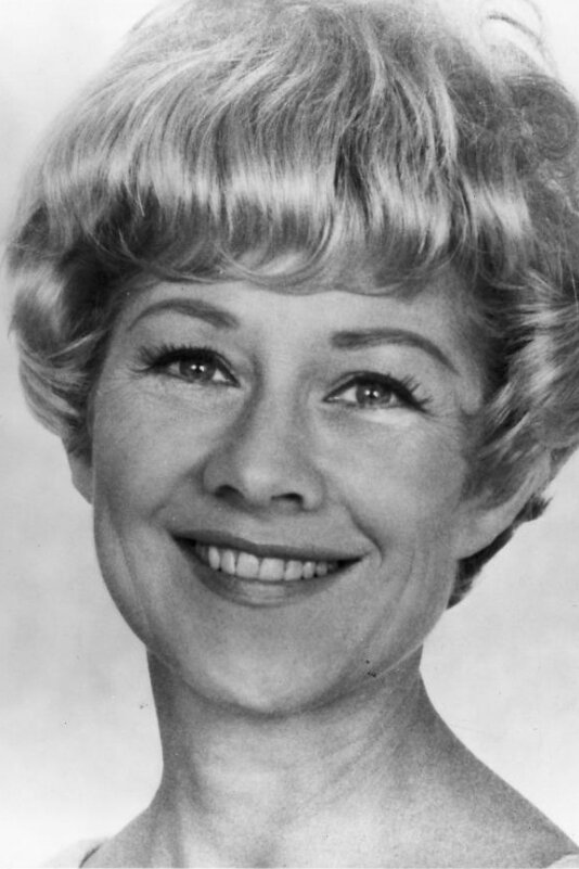 фото Энн Беллами