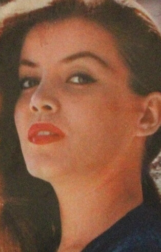 фото Джоан Брэдшоу