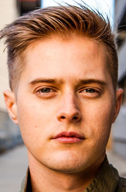 фото Лукас Грабил