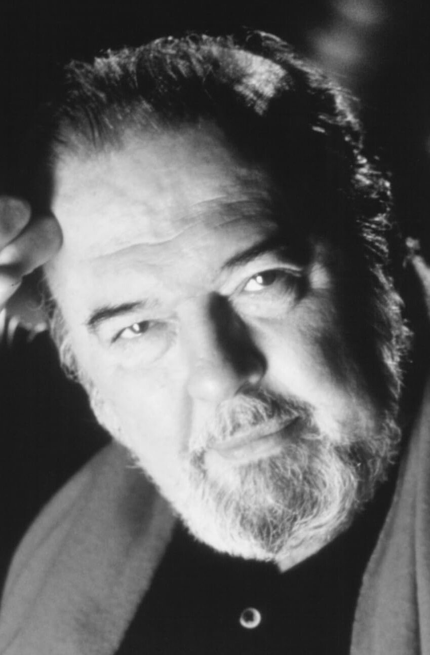 фото Питер Холл