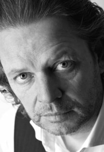 фото Джеймс Бэннон